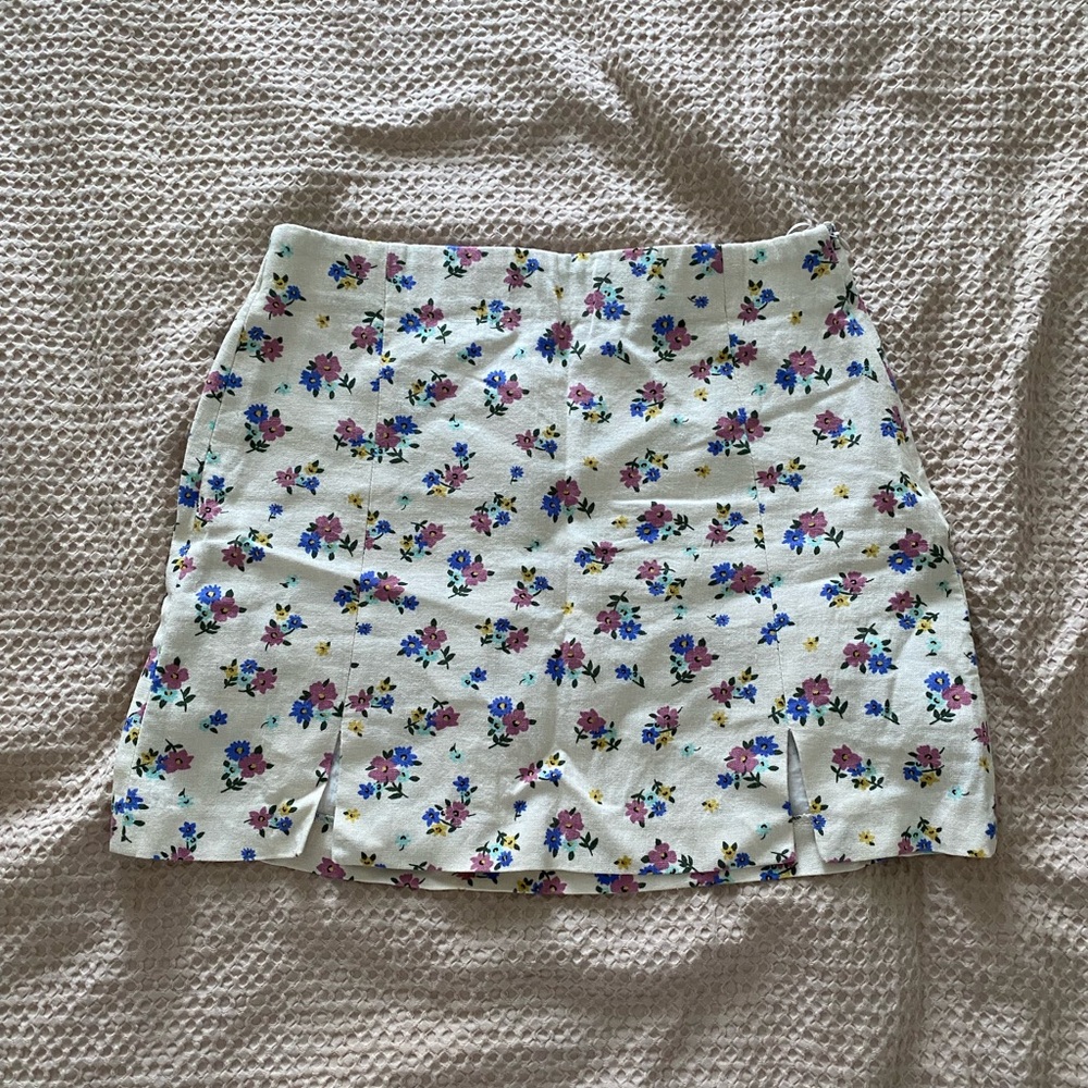 Floral Cream Mini Skirt